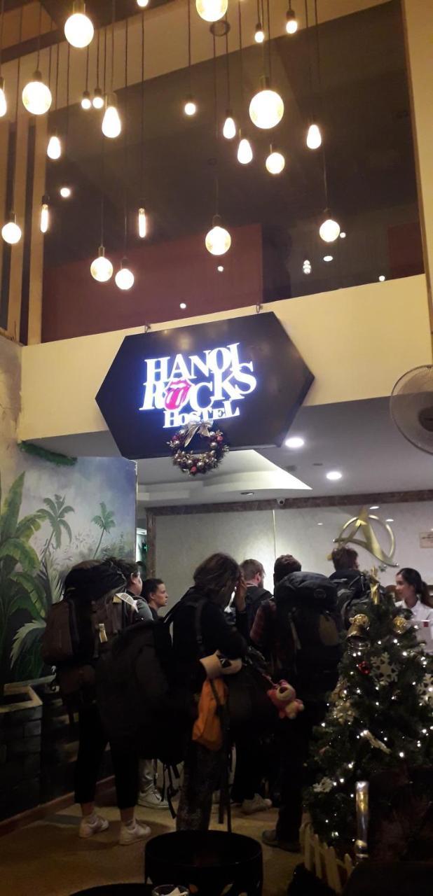 Hanoi Rocks Hostel Buitenkant foto