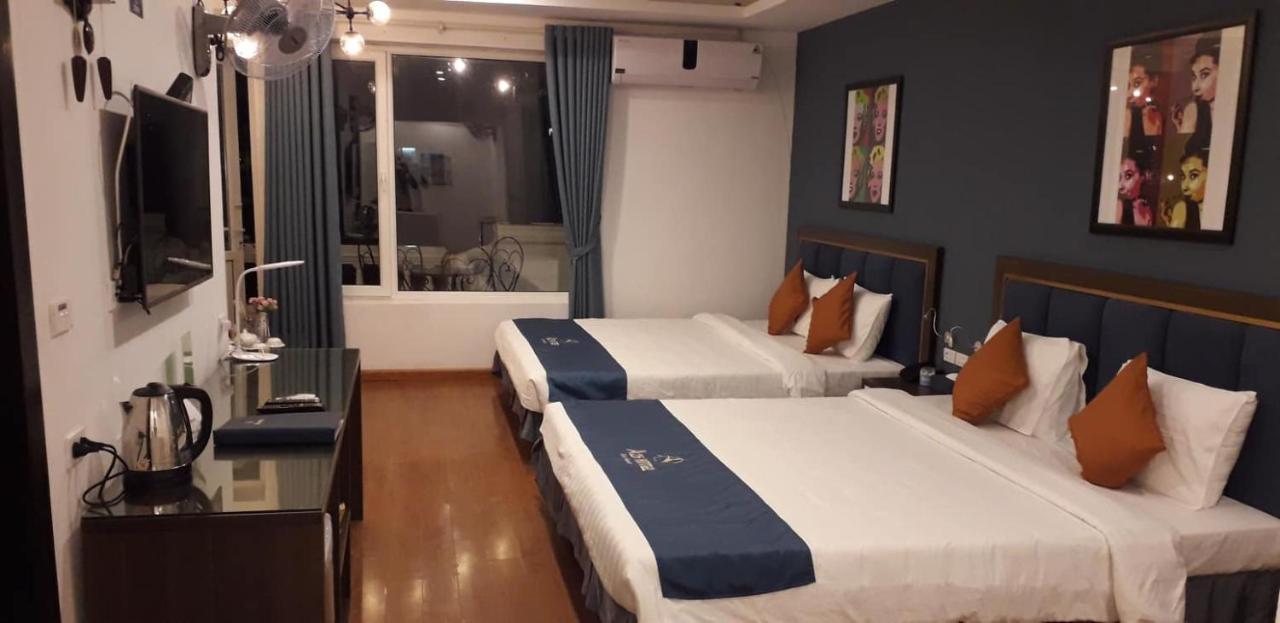 Hanoi Rocks Hostel Buitenkant foto