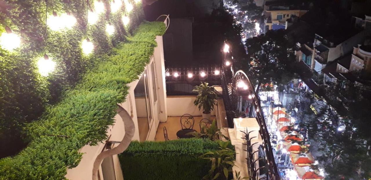 Hanoi Rocks Hostel Buitenkant foto